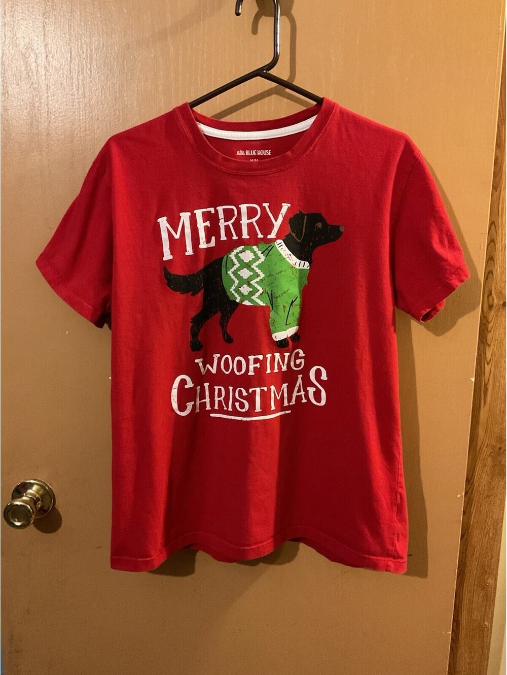 Cute Dog In Sweater Merry Woofing Christmas Shirt Men’s Medium